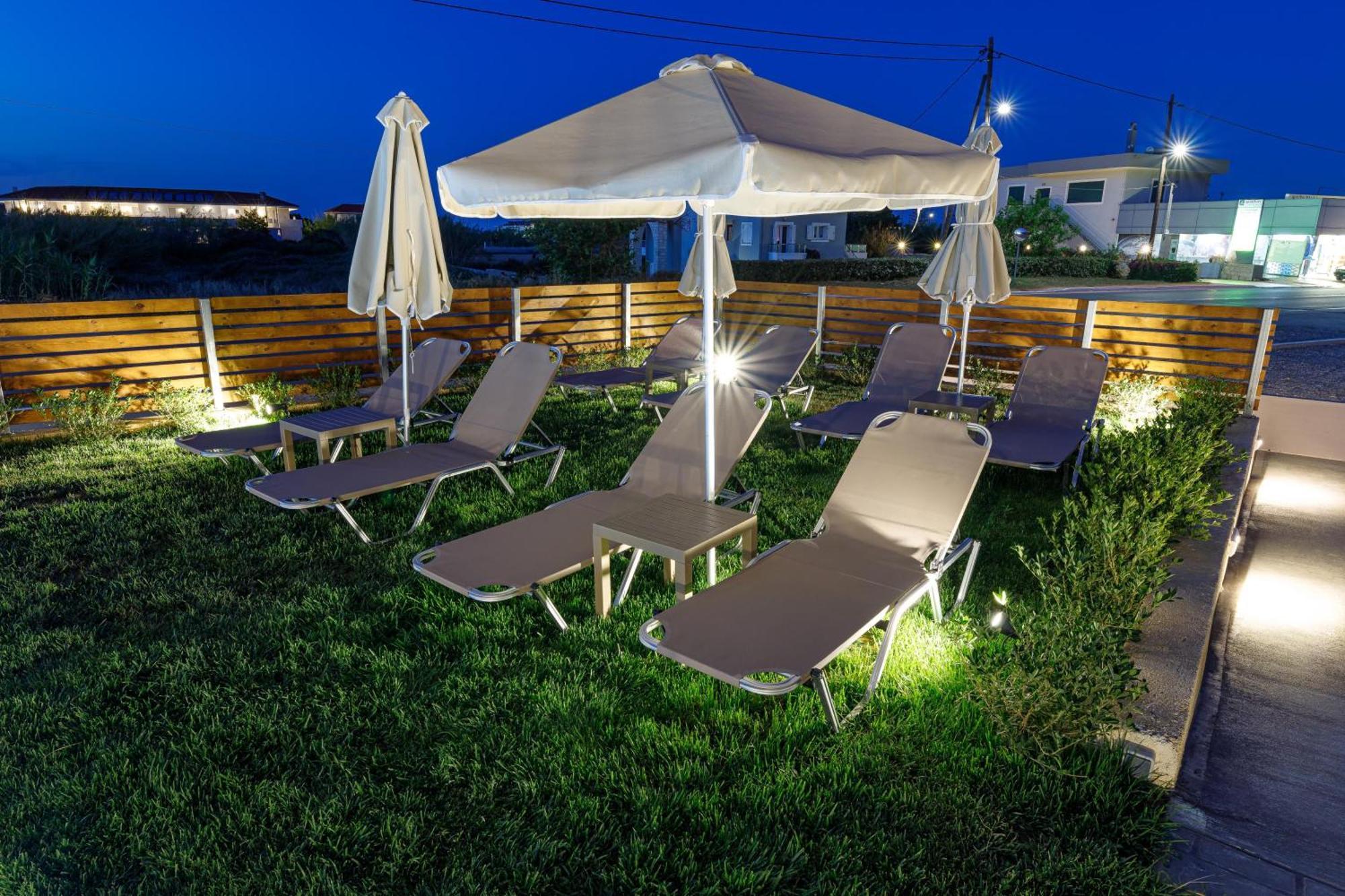 Achatis Apartments With Sea View Колимварион Экстерьер фото
